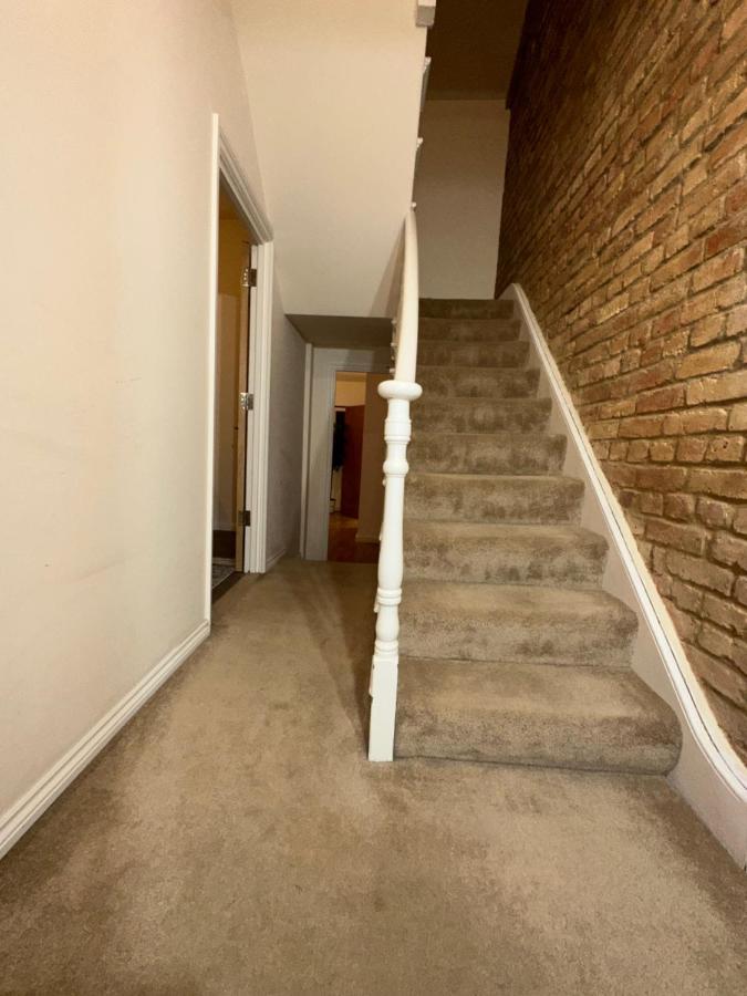 North London A Spacious 7 Bedroom House Accommodating Up To 18 People Complete With Own Gym And Table Tennis Exterior foto