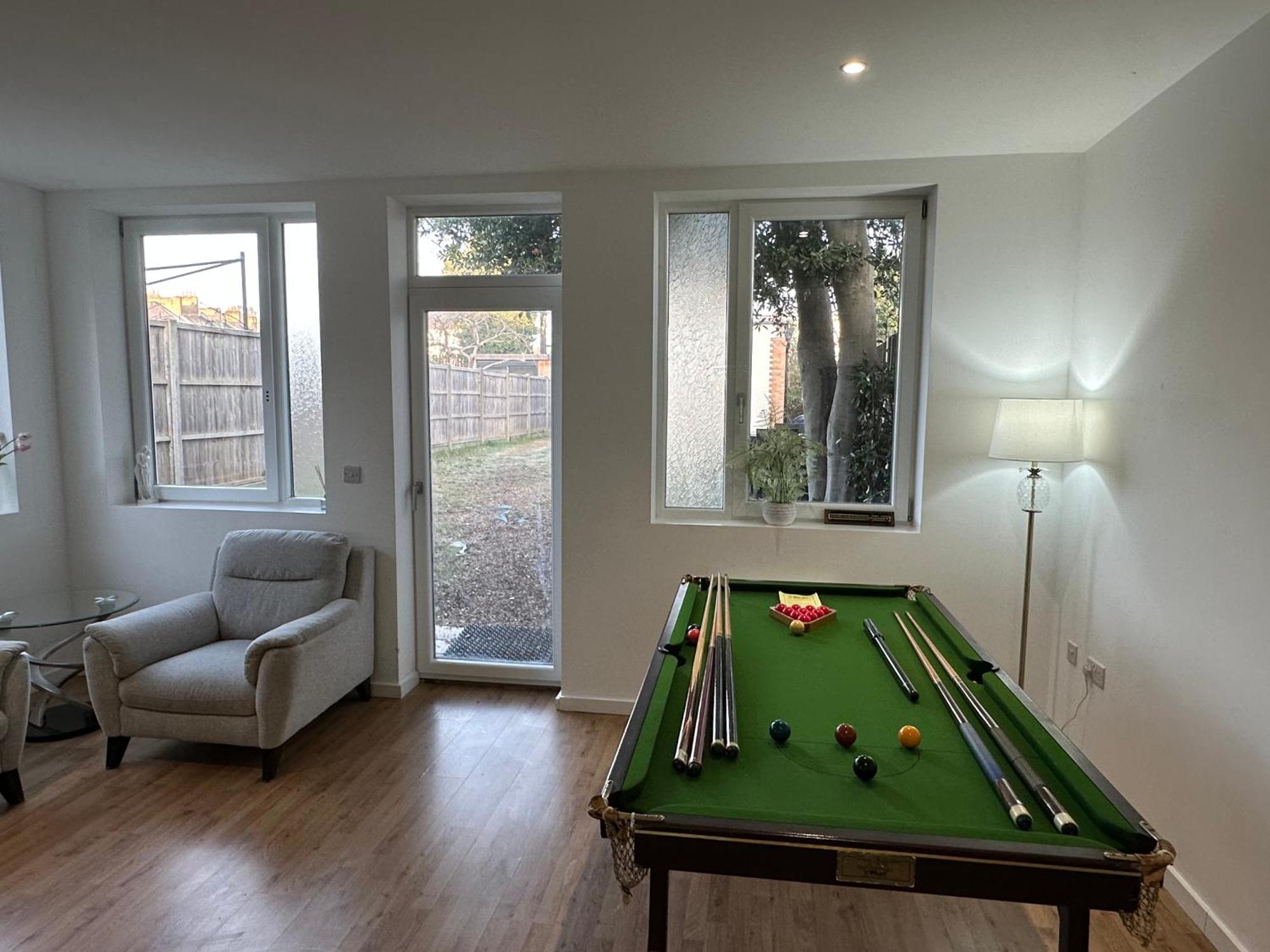 North London A Spacious 7 Bedroom House Accommodating Up To 18 People Complete With Own Gym And Table Tennis Exterior foto